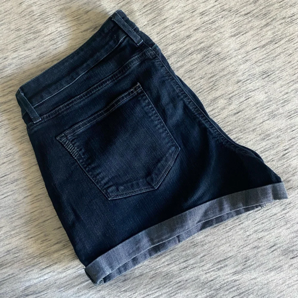 Paige | Women’s Denim Shorts - Picture 2 of 6